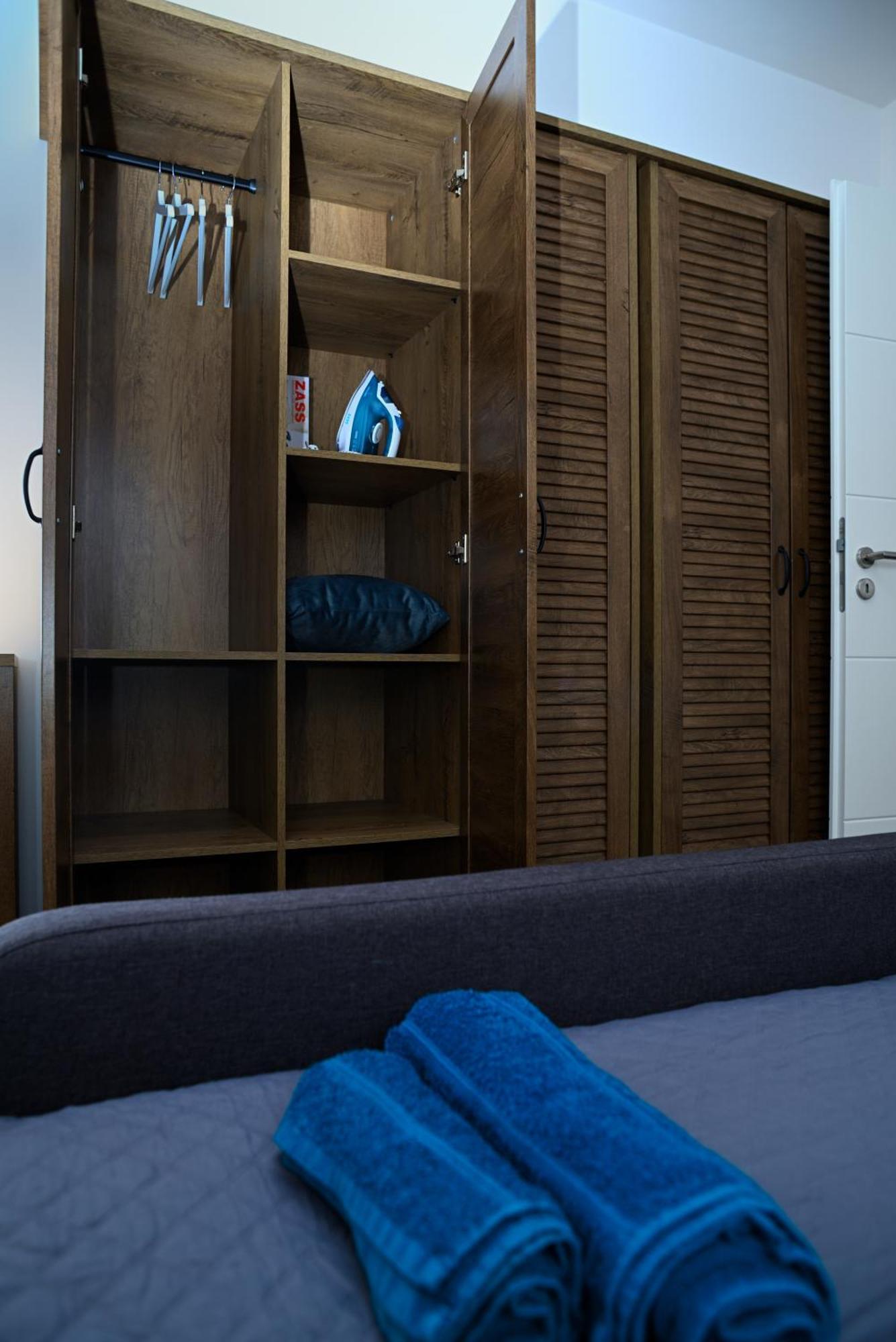 Mirvana Apartments Metheor Executive Suite Timişoara Exterior foto